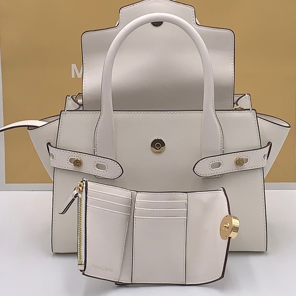 MICHAEL KORS
Carmen Medium Flap Belted Satchel & Medium Flap Bifold Wallet - Picture 6 of 16